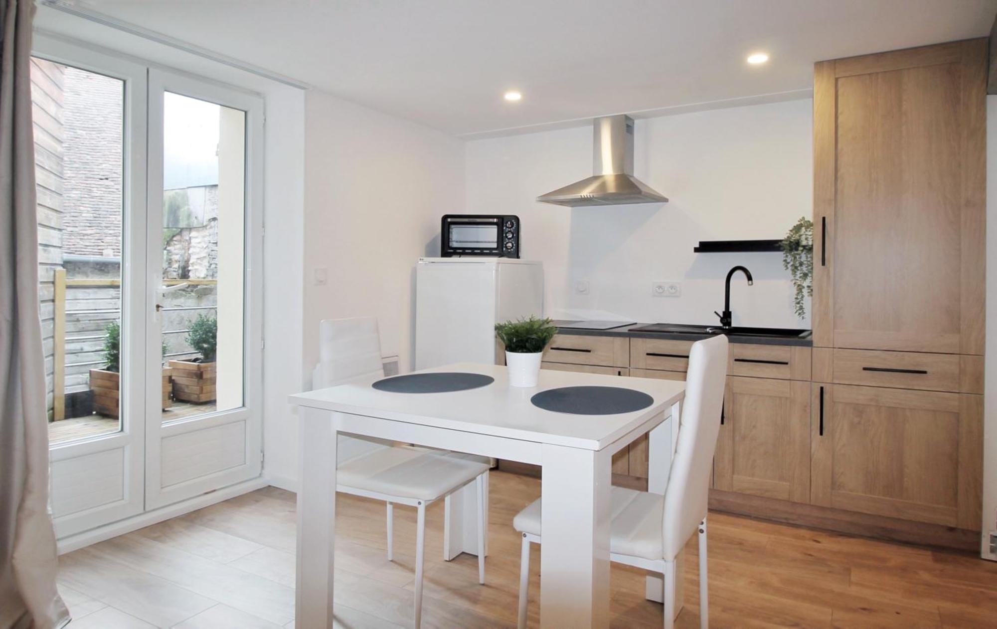 Maya Appartements & Suites Cosne-sur-Loire Szoba fotó